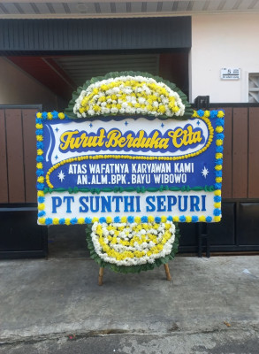 Papan Bunga Duka di Suradita